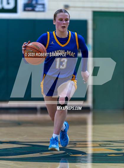 Thumbnail 3 in Canon-McMillan @ Taylor Allderdice (PIAA 6A Round 1) photogallery.