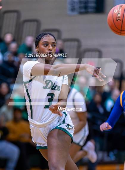Thumbnail 2 in Canon-McMillan @ Taylor Allderdice (PIAA 6A Round 1) photogallery.