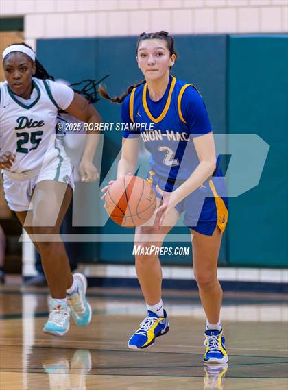 Thumbnail 1 in Canon-McMillan @ Taylor Allderdice (PIAA 6A Round 1) photogallery.