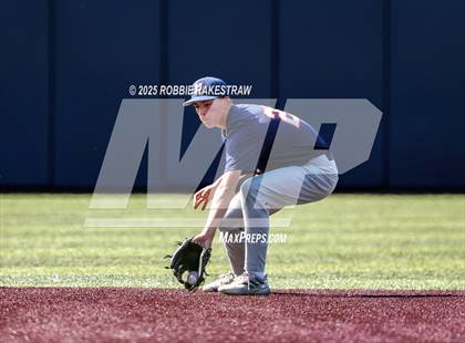 Thumbnail 3 in McKinney North vs. Aledo (UIL 5A DI State Semifinal Playoff) photogallery.