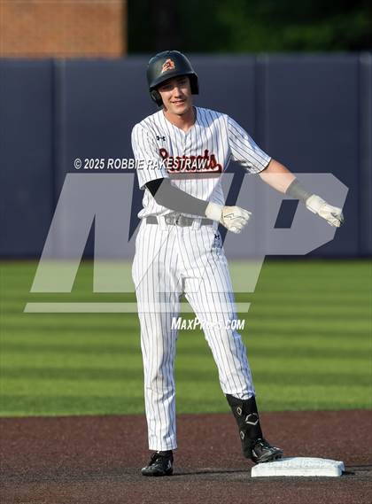 Thumbnail 1 in McKinney North vs. Aledo (UIL 5A DI State Semifinal Playoff) photogallery.
