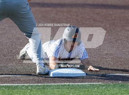 Thumbnail 1 in McKinney North vs. Aledo (UIL 5A DI State Semifinal Playoff) photogallery.
