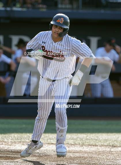 Thumbnail 3 in McKinney North vs. Aledo (UIL 5A DI State Semifinal Playoff) photogallery.
