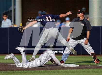 Thumbnail 1 in McKinney North vs. Aledo (UIL 5A DI State Semifinal Playoff) photogallery.
