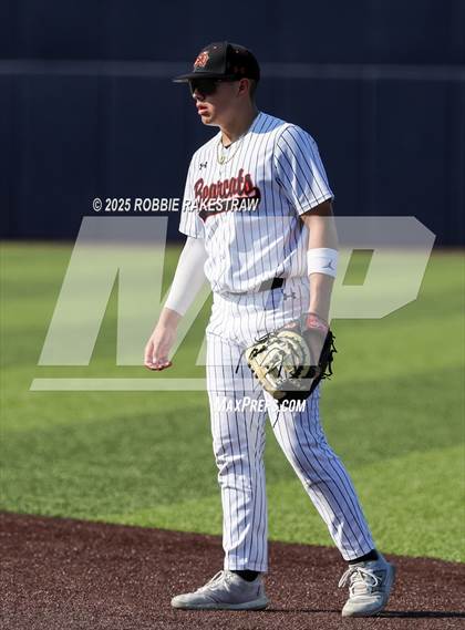 Thumbnail 2 in McKinney North vs. Aledo (UIL 5A DI State Semifinal Playoff) photogallery.