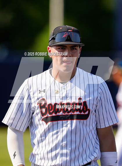 Thumbnail 2 in McKinney North vs. Aledo (UIL 5A DI State Semifinal Playoff) photogallery.