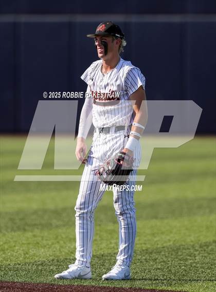 Thumbnail 3 in McKinney North vs. Aledo (UIL 5A DI State Semifinal Playoff) photogallery.