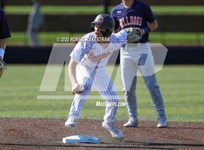 Thumbnail 2 in McKinney North vs. Aledo (UIL 5A DI State Semifinal Playoff) photogallery.