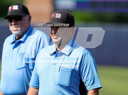 Thumbnail 3 in McKinney North vs. Aledo (UIL 5A DI State Semifinal Playoff) photogallery.