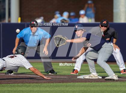 Thumbnail 3 in McKinney North vs. Aledo (UIL 5A DI State Semifinal Playoff) photogallery.