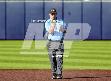 Thumbnail 1 in McKinney North vs. Aledo (UIL 5A DI State Semifinal Playoff) photogallery.