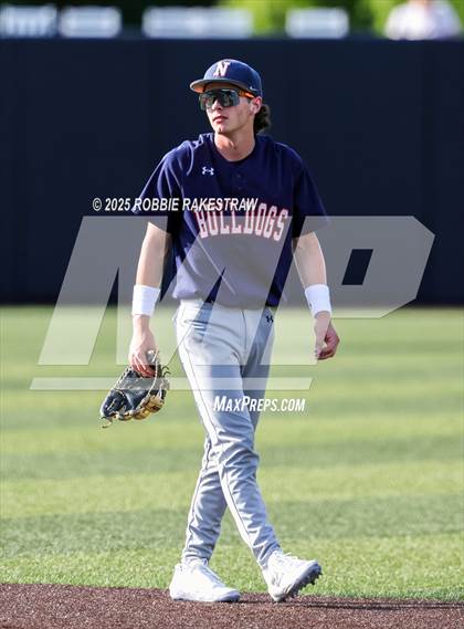 Thumbnail 3 in McKinney North vs. Aledo (UIL 5A DI State Semifinal Playoff) photogallery.