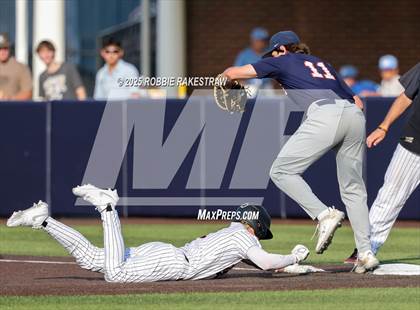 Thumbnail 1 in McKinney North vs. Aledo (UIL 5A DI State Semifinal Playoff) photogallery.