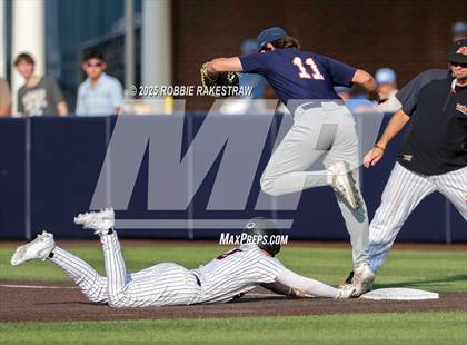 Thumbnail 2 in McKinney North vs. Aledo (UIL 5A DI State Semifinal Playoff) photogallery.