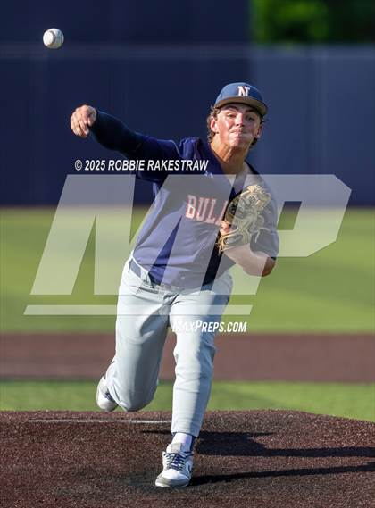 Thumbnail 1 in McKinney North vs. Aledo (UIL 5A DI State Semifinal Playoff) photogallery.