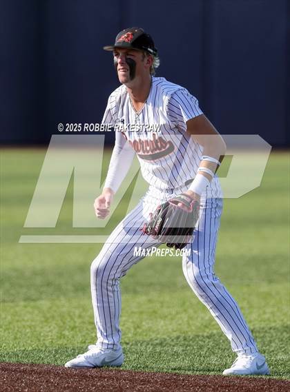 Thumbnail 1 in McKinney North vs. Aledo (UIL 5A DI State Semifinal Playoff) photogallery.