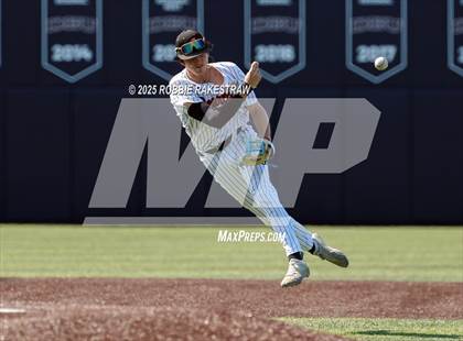 Thumbnail 3 in McKinney North vs. Aledo (UIL 5A DI State Semifinal Playoff) photogallery.