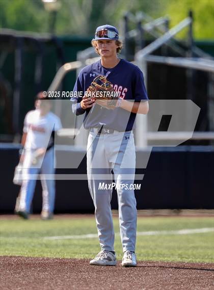 Thumbnail 3 in McKinney North vs. Aledo (UIL 5A DI State Semifinal Playoff) photogallery.