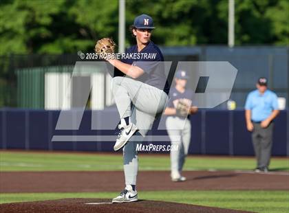 Thumbnail 3 in McKinney North vs. Aledo (UIL 5A DI State Semifinal Playoff) photogallery.