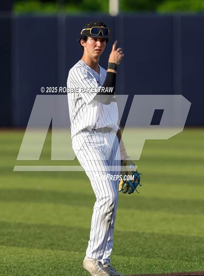 Thumbnail 1 in McKinney North vs. Aledo (UIL 5A DI State Semifinal Playoff) photogallery.
