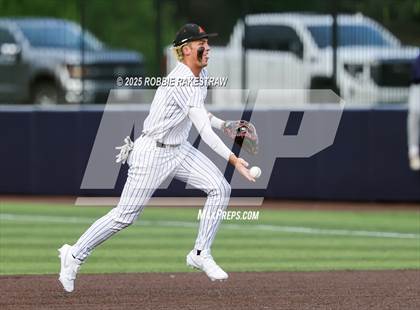 Thumbnail 2 in McKinney North vs. Aledo (UIL 5A DI State Semifinal Playoff) photogallery.