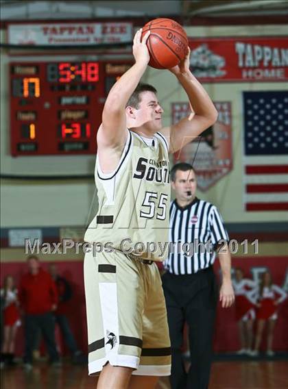 Thumbnail 2 in Tappan Zee vs Clarkstown South (Tappan Zee Tip-Off Tournament) photogallery.