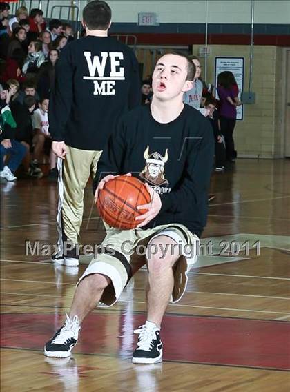 Thumbnail 2 in Tappan Zee vs Clarkstown South (Tappan Zee Tip-Off Tournament) photogallery.