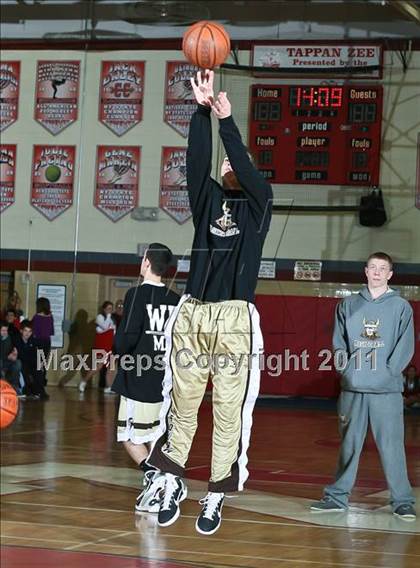 Thumbnail 2 in Tappan Zee vs Clarkstown South (Tappan Zee Tip-Off Tournament) photogallery.
