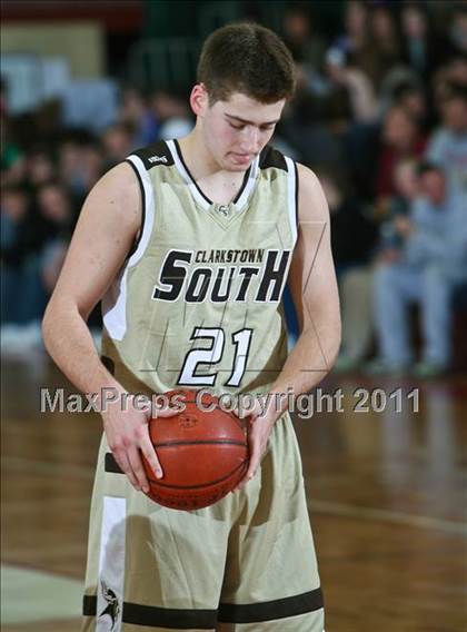 Thumbnail 1 in Tappan Zee vs Clarkstown South (Tappan Zee Tip-Off Tournament) photogallery.