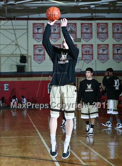Thumbnail 3 in Tappan Zee vs Clarkstown South (Tappan Zee Tip-Off Tournament) photogallery.