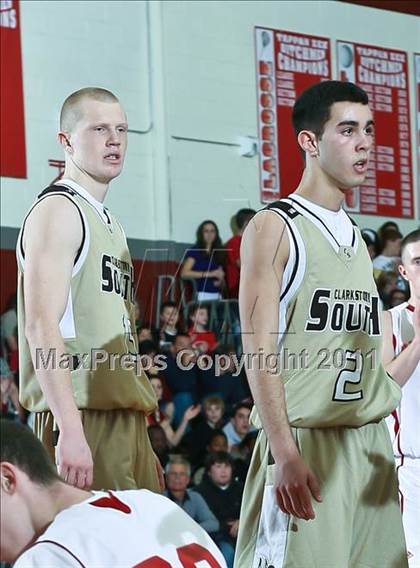 Thumbnail 1 in Tappan Zee vs Clarkstown South (Tappan Zee Tip-Off Tournament) photogallery.