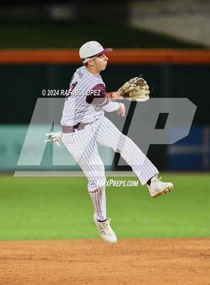 Thumbnail 1 in Cy-Fair vs. Pearland (UIL Baseball 6A Region 3 Regional Final) photogallery.