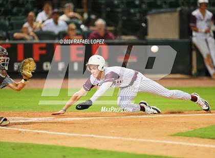 Thumbnail 2 in Cy-Fair vs. Pearland (UIL Baseball 6A Region 3 Regional Final) photogallery.