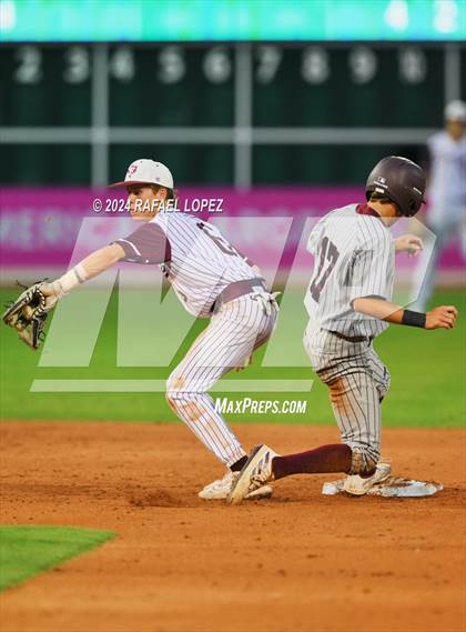 Thumbnail 1 in Cy-Fair vs. Pearland (UIL Baseball 6A Region 3 Regional Final) photogallery.