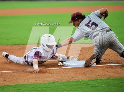 Thumbnail 3 in Cy-Fair vs. Pearland (UIL Baseball 6A Region 3 Regional Final) photogallery.