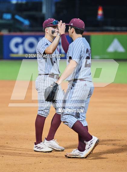 Thumbnail 2 in Cy-Fair vs. Pearland (UIL Baseball 6A Region 3 Regional Final) photogallery.