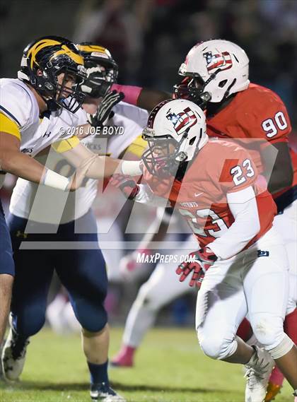 Thumbnail 3 in Buckhorn @ Bob Jones photogallery.