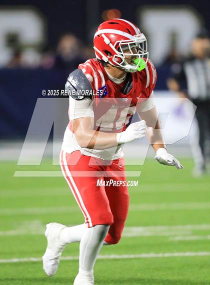 Thumbnail 3 in Mater Dei vs St. John Bosco photogallery.