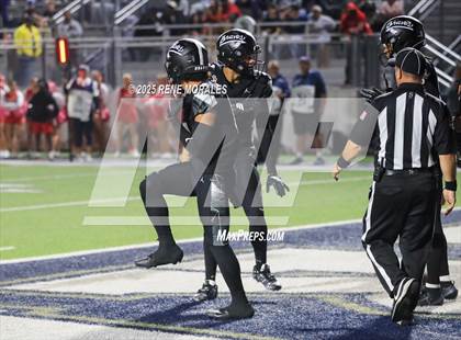 Thumbnail 2 in Mater Dei vs St. John Bosco photogallery.