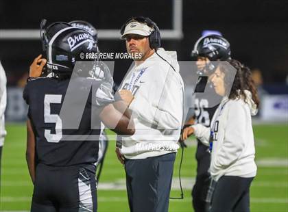 Thumbnail 2 in Mater Dei vs St. John Bosco photogallery.