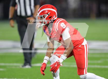 Thumbnail 3 in Mater Dei vs St. John Bosco photogallery.