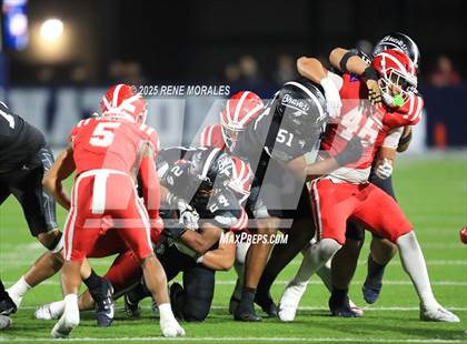 Thumbnail 3 in Mater Dei vs St. John Bosco photogallery.