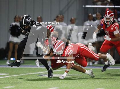 Thumbnail 3 in Mater Dei vs St. John Bosco photogallery.