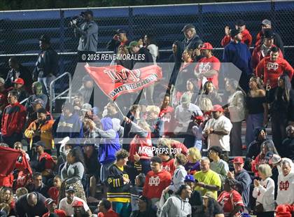 Thumbnail 2 in Mater Dei vs St. John Bosco photogallery.