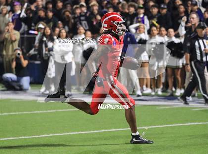 Thumbnail 3 in Mater Dei vs St. John Bosco photogallery.