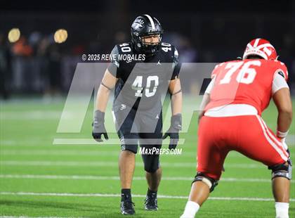 Thumbnail 1 in Mater Dei vs St. John Bosco photogallery.