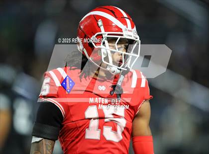 Thumbnail 2 in Mater Dei vs St. John Bosco photogallery.