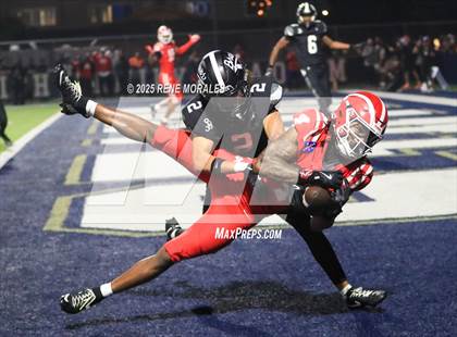 Thumbnail 1 in Mater Dei vs St. John Bosco photogallery.