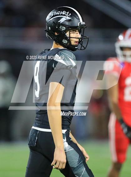 Thumbnail 3 in Mater Dei vs St. John Bosco photogallery.