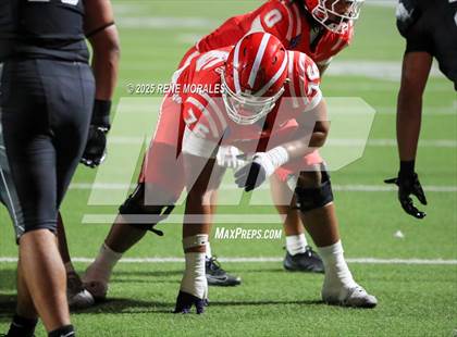 Thumbnail 1 in Mater Dei vs St. John Bosco photogallery.